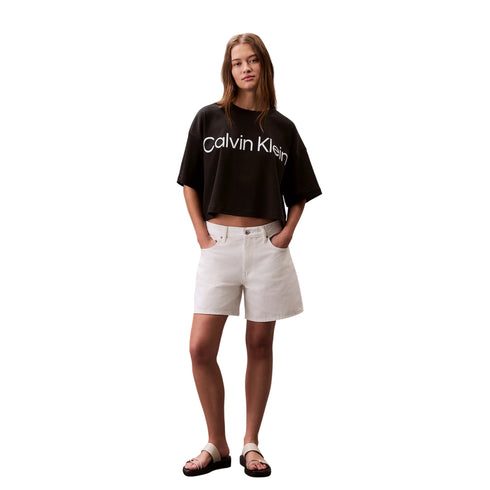 T-shirt Donna cropped, dalla vestibilità comoda, con maniche corte